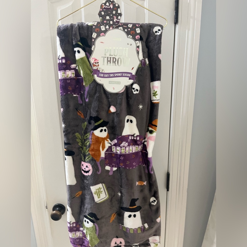 👻 THE VIRAL GHOST MAHJONG BLANKET! 🀄️